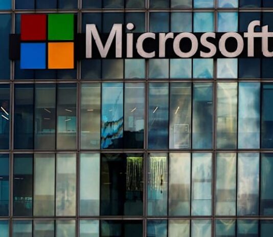Microsoft’s cloud revenue growth disappoints investors, shares drop 2%