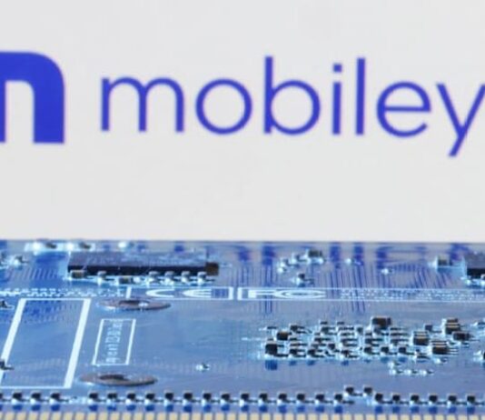 Mobileye raises annual revenue forecast