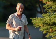 Netflix co-founder Reed Hastings to exit in June