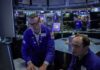 Oil prices rise with eyes on UAE, AI concerns weigh on stocks