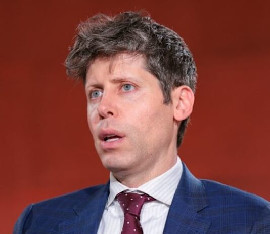OpenAI chief apologizes for not reporting shooting suspect to police