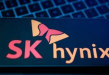 SK Hynix shares rally 7% to a record high, beating Samsung’s 2.5% gain