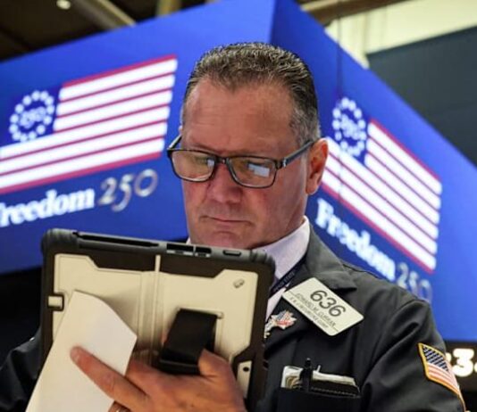 Trading Day: Cooling off, but still optimistic