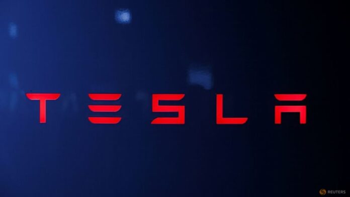 US regulator ends probe into Tesla's 'actually smart summon' feature after software fixes