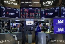 US stocks drift as their record-breaking rally slows, while oil prices rise