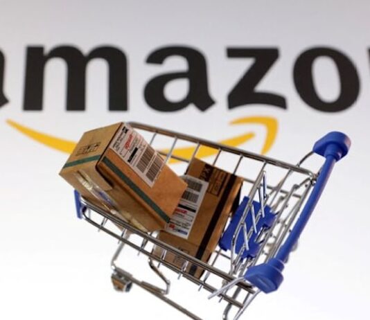 Amazon opens up its logistics network to other businesses