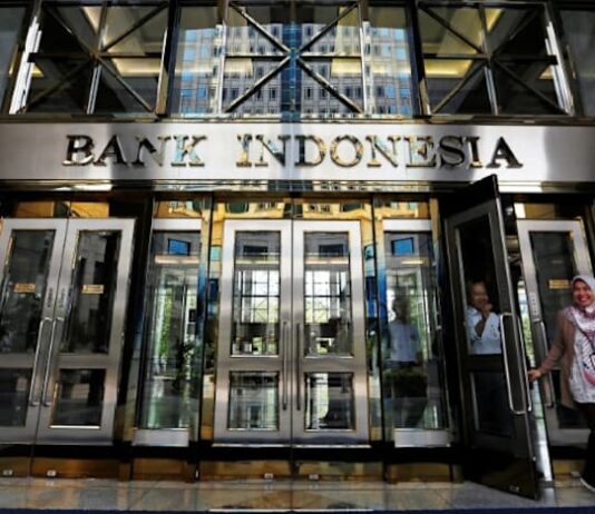 Bank Indonesia to hike interest rates on May 20, slim majority of economists said