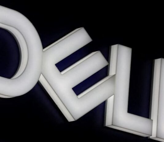 Dell unveils $699 XPS 13 laptop in challenge to Apple’s MacBook Neo