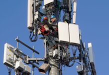 FCC approves Verizon’s $1 billion spectrum purchase