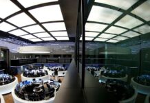 Global equity funds attract inflows for sixth week on earnings optimism