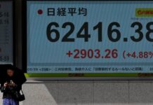 Global stocks mixed, oil falls on peace optimism
