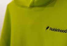 Robinhood opens platform to AI agents for trading, credit card purchases