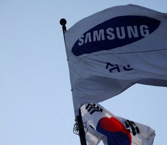 Samsung’s non-chip union files injunction in bid to stop vote on bonuses, media reports