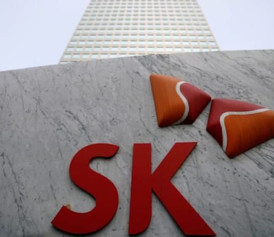 SK Innovation warns refining recovery to take time, beats Q1 profit estimates