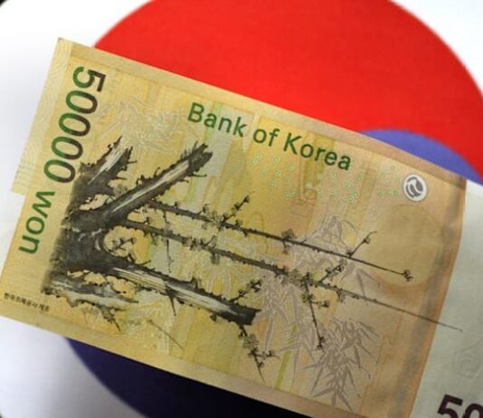 South Korea to step up monitoring of investments in overseas private debt