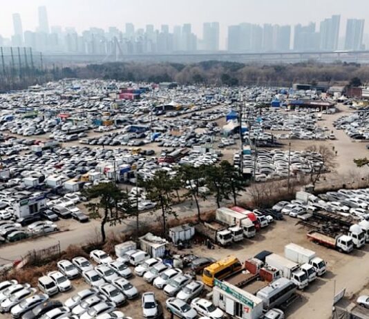 South Korean April exports rise 48.0% y/y, as chip boom continues