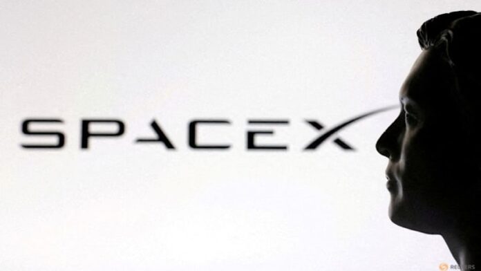 SpaceX gets $4