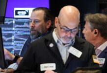 Trading Day: The oil, bonds tango