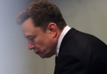 US judge will not rubber-stamp Elon Musk settlement with SEC