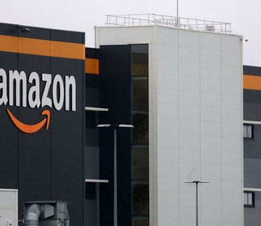 Amazon, Microsoft cloud computing services should fall under EU tech rules, EU regulators say