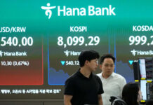 Asian stocks take another hit from AI, Middle East worries
