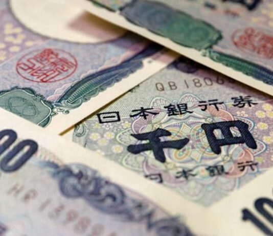 Exclusive-Japan plans to better manage war chest for yen intervention, draft report shows