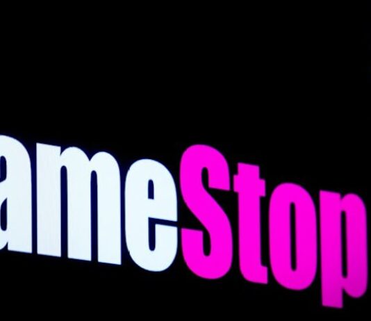 GameStop reports 14% rise in quarterly revenue, unveils $2 billion share buyback