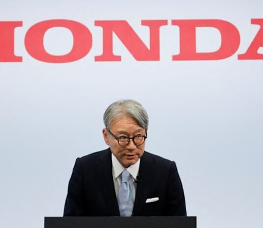 Honda CEO apologises for company’s loss, wins investor backing at annual meeting