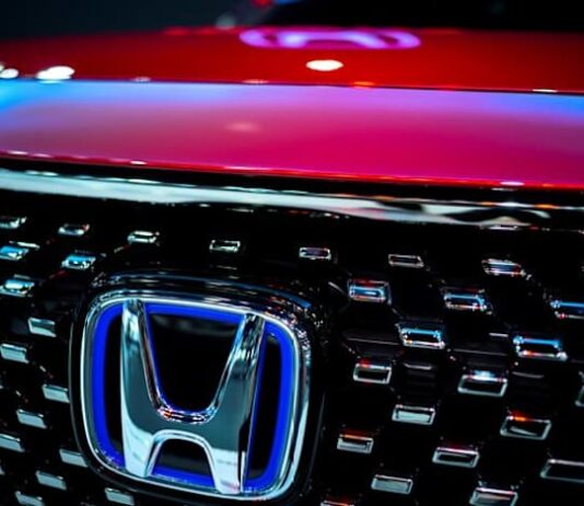 Honda explores euro bond sales of over $2.5 billion to pay parts makers, Nikkei reports