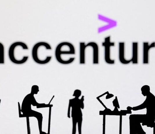 Indian IT stocks tumble as bellwether Accenture flags weak outlook