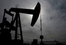 Oil falls as supply moves through Strait of Hormuz after Iran war pact