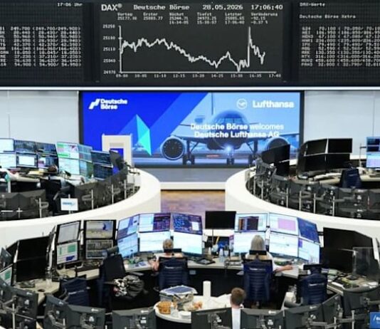 Peace hopes steady Europe ahead of expected ECB rate hike