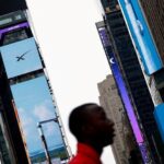 Retail investors build big dreams on small slices of SpaceX