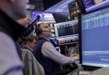 Retail investors fuel record buying in US software ETF as AI trade broadens