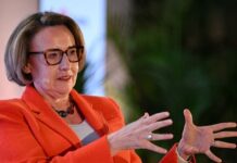 REUTERS NEXT-Vodafone CEO urges Europe to allow mobile phone groups to scale to drive investment