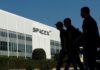 SpaceX turns to bond market to raise capital, reports $100.8 billion cash