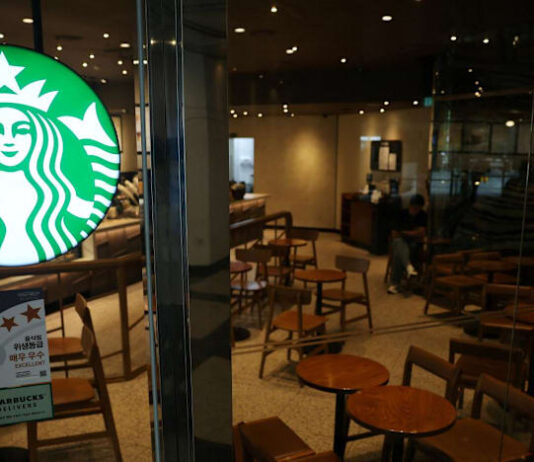 Starbucks Korea to shutter outlets for history lessons after ‘Tank Day’ fiasco