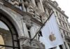 UK regulator considers opening Apple, Google app stores to rival payments