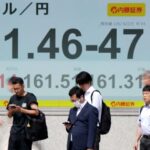 Yen hovers near 40-year low against dollar