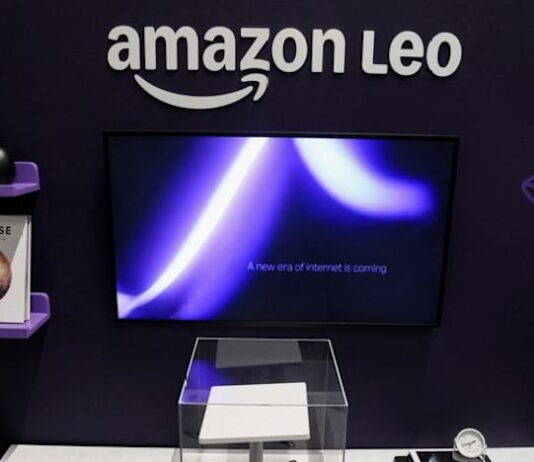 Amazon’s Leo proposes satellite constellation for direct-to-phone service