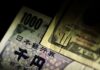 Dollar steady as focus turns to US payrolls, yen intervention jitters persist