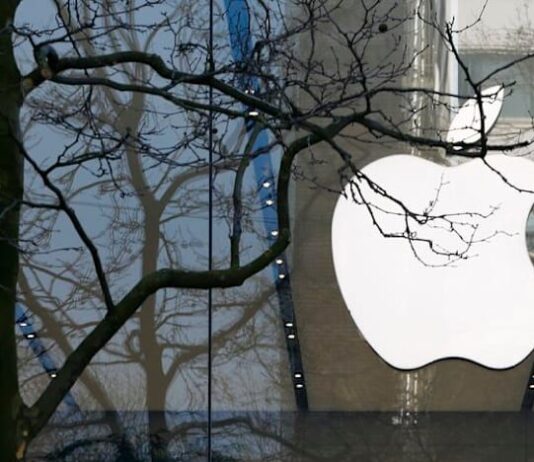 EU tech chief and Apple CEO had a constructive talk on topics of common interest