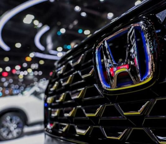 Honda recalls over 300,000 US vehicles over rearview image display issues