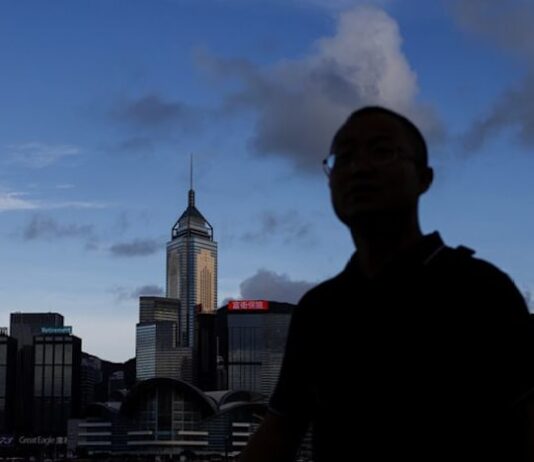 Hong Kong’s assets under management grow to record $5.38 trillion, SFC survey shows