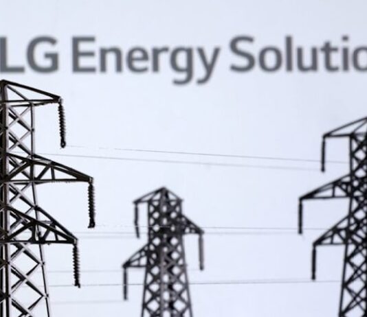 LG Energy Solution forecasts 77% operating profit fall in Q2 on weak EV demand