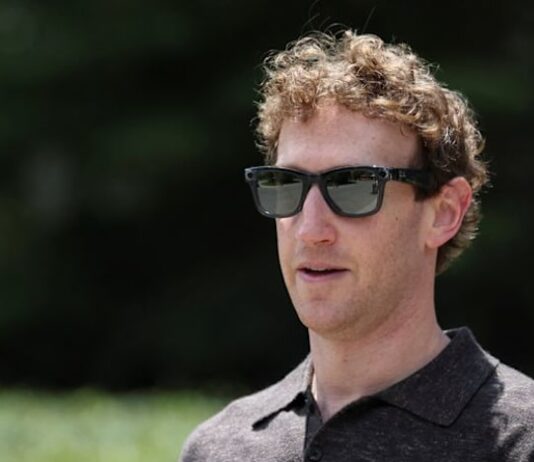Meta’s Zuckerberg warns against curbs on Chinese AI models, FT reports