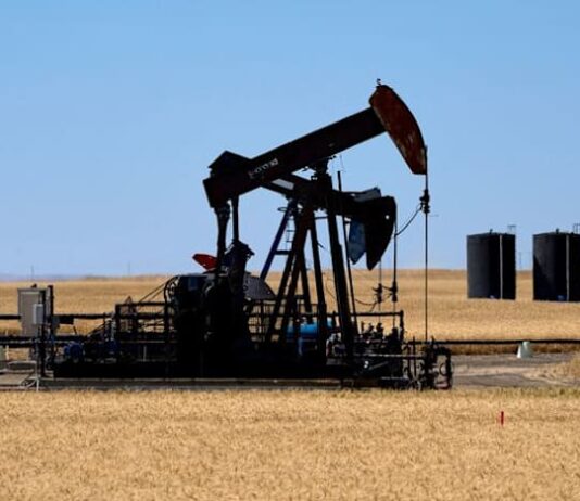 Oil falls after US, Iran talks conclude in Doha