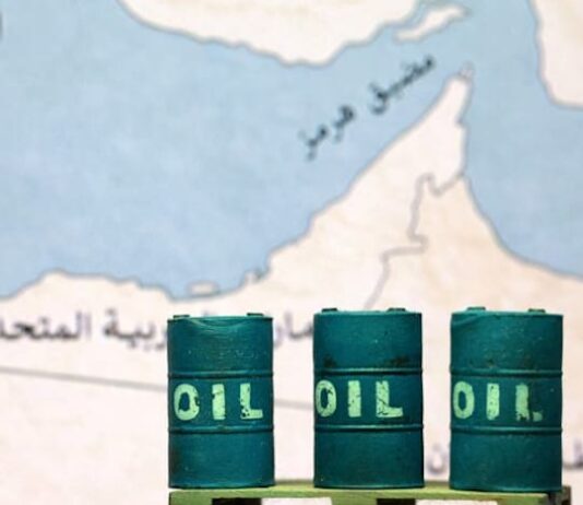 Oil touches over one-week low as pause in attacks brings hope of US/Iran deal