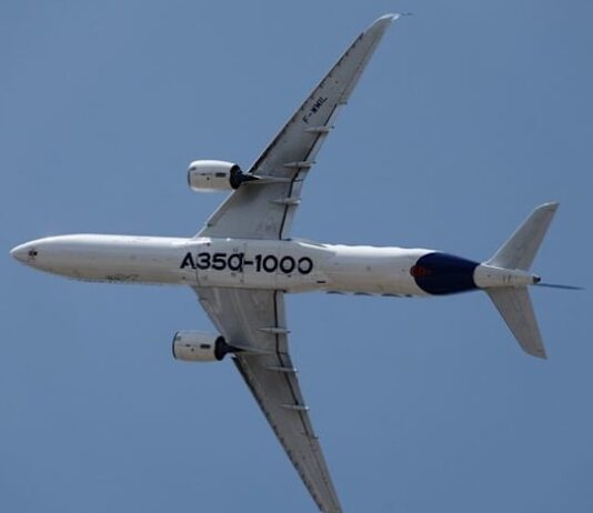 Philippine Airlines orders nine Airbus A350 jets, with rights for five more