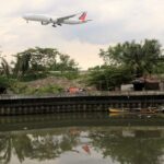 Philippine Airlines signs for 15 Boeing 787s, with rights for five more